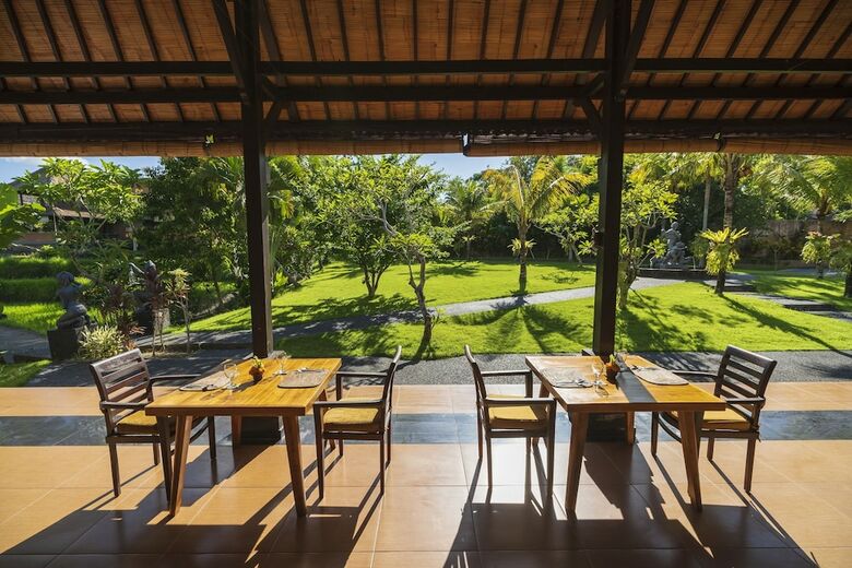 Hotel Agung Raka Bungalows