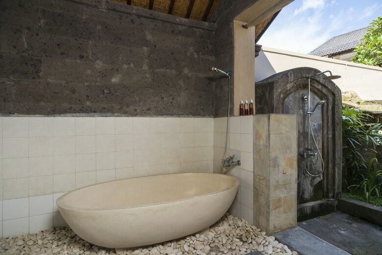 Hotel Agung Raka Bungalows