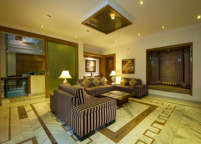 Hotel Siris 18 Gurgaon