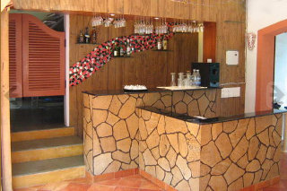 Hotel Renzo's Inn
