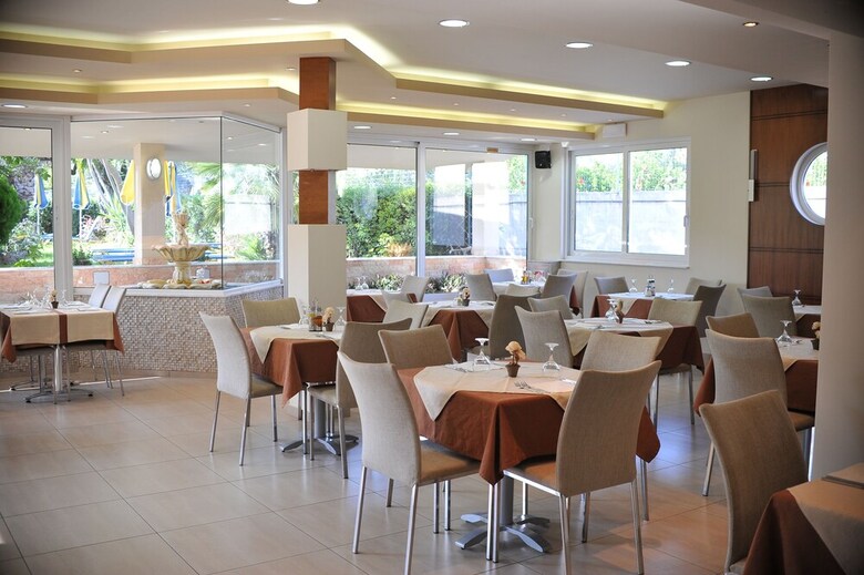 Hotel Argiro Village