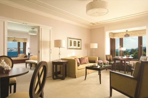 Four Seasons Hotel Istanbul At The Bosphorus