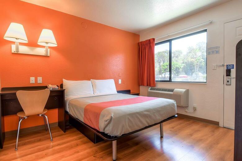 Motel 6 San Diego Hotel Circle