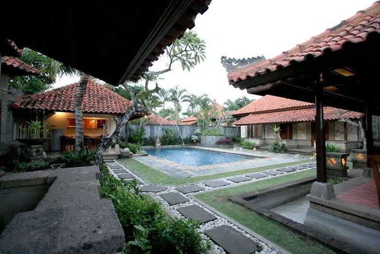 Villa Aya