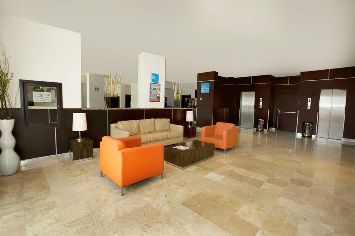 Hotel One Monterrey Aeropuerto