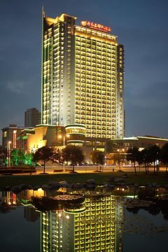 Hotel Songjiang New Century