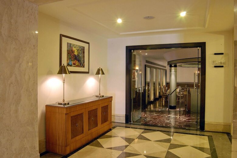 Hotel Imperial Palace Rajkot