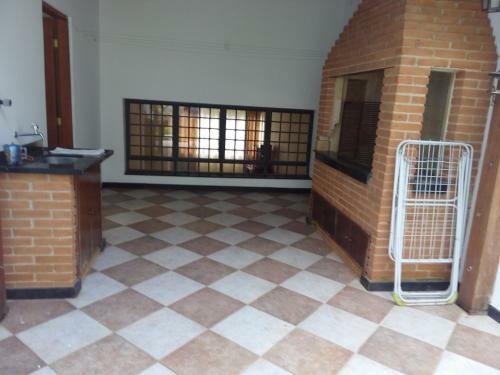 Casa Em Local Apraz�vel