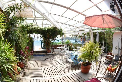 Hostal Pousada Mara E Claude Ltda