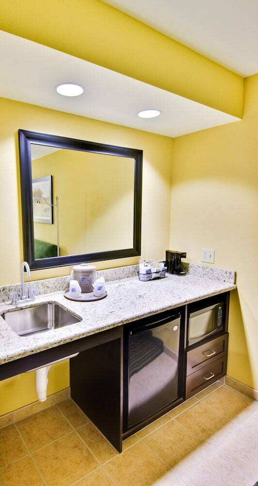 Hotel Hampton Inn & Suites Moreno Valley