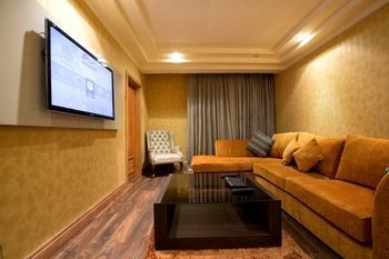 Hotel Victoria Crown Plaza
