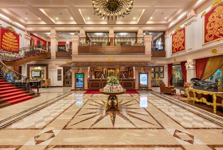 Hotel Mayfair Lagoon