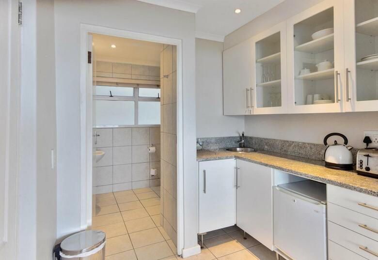 Hotel Mouille Point Village