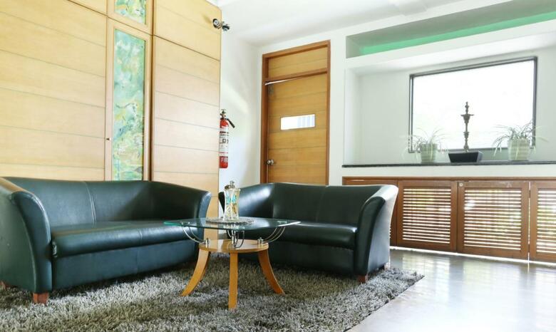 Hotel Isis Suites