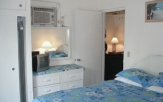 Hotel Anchor Inn & Cottages