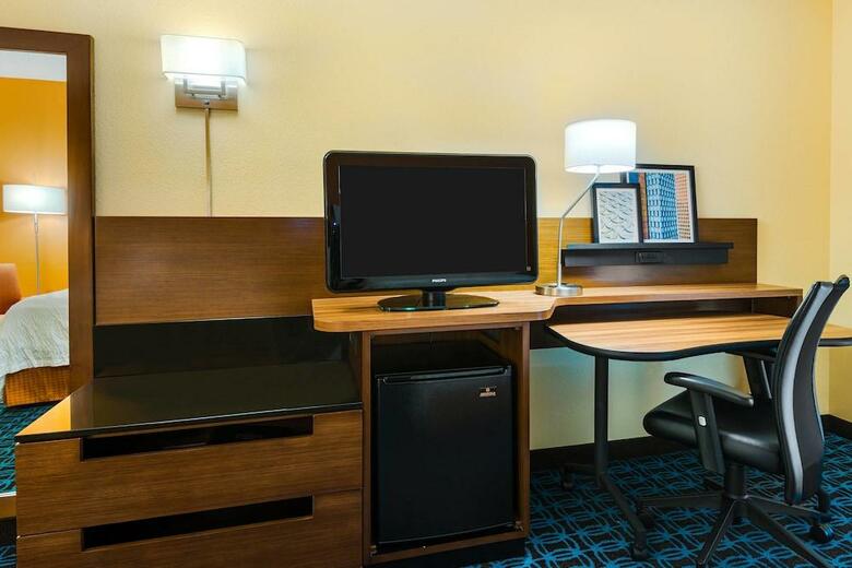 Hotel Fairfield Inn & Suites Clearwater Bayside