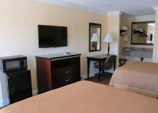 Hotel Rodeway Inn Near Legoland