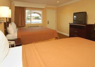 Hotel Rodeway Inn Near Legoland
