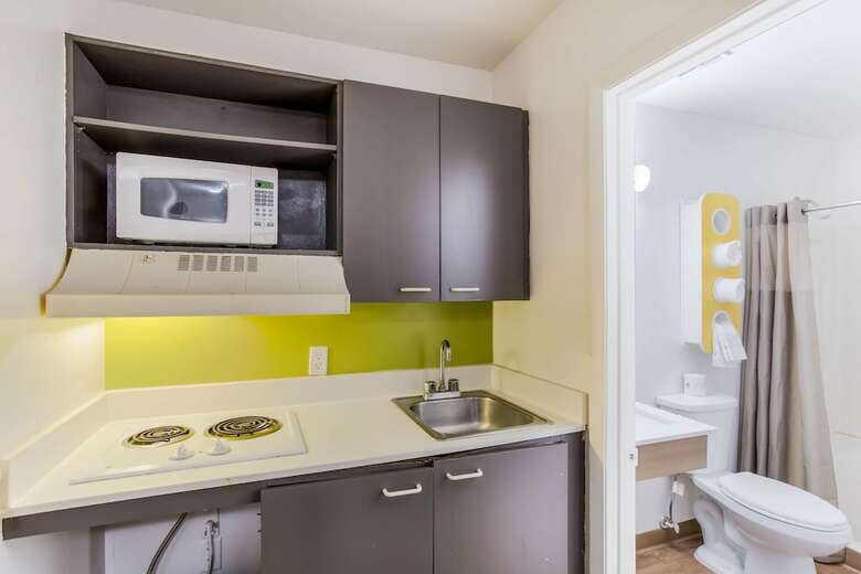 Hotel Suburban Extended Stay Bay Meadows