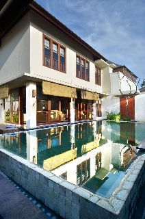 The Khayangan Dreams Villas Kerobokan