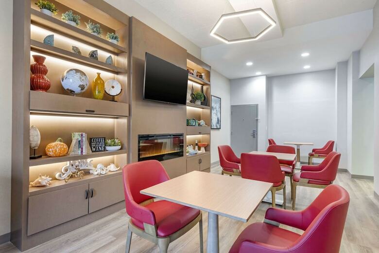 Hotel Comfort Suites Ocean City West