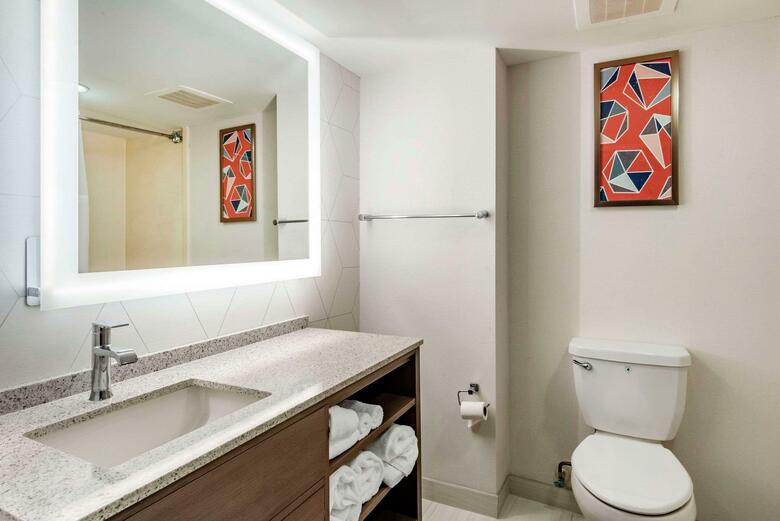 Hotel Comfort Suites Ocean City West