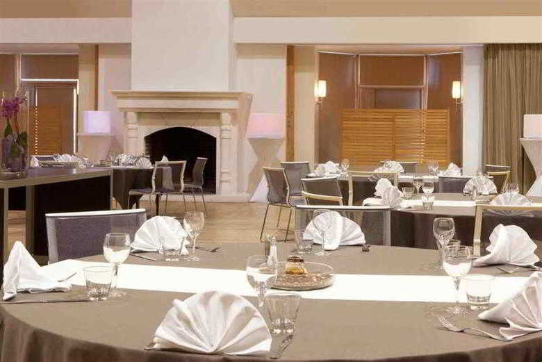 Hotel Novotel Fontainebleau Ury
