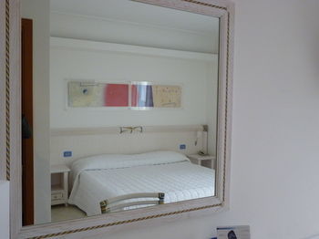 Hotel Elaia Garden