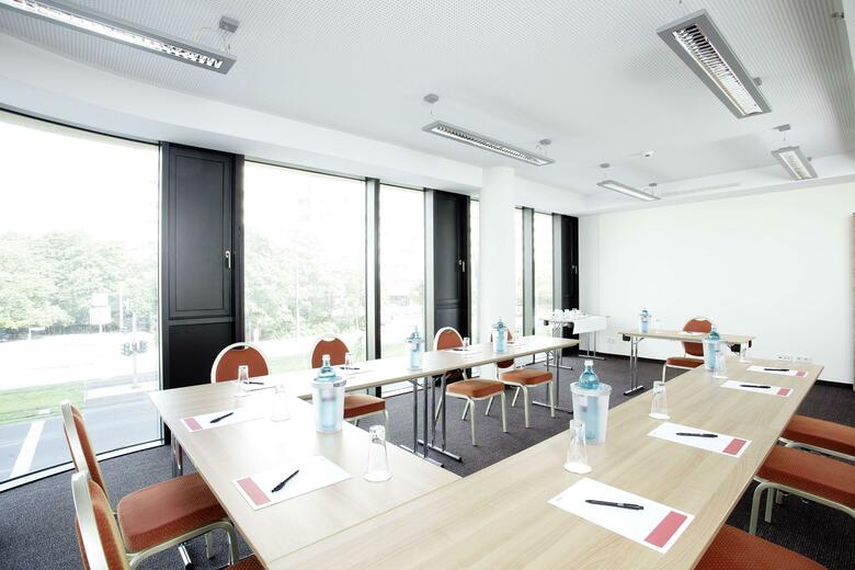 H4 Hotel Berlin-alexanderplatz