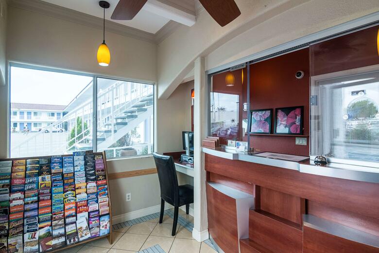 Hotel Rodeway Inn