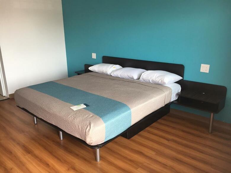 Hotel Rodeway Inn
