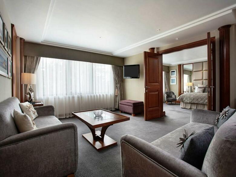 Hotel Thistle Aberdeen Airport