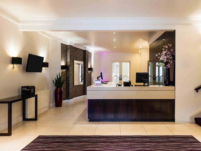 Hotel Caledonian