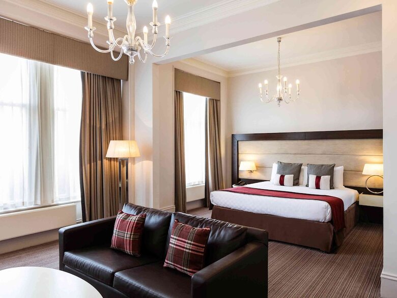 Hotel Caledonian