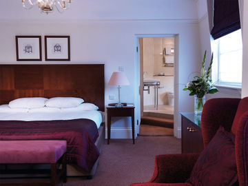 Hotel Macdonald Burlington