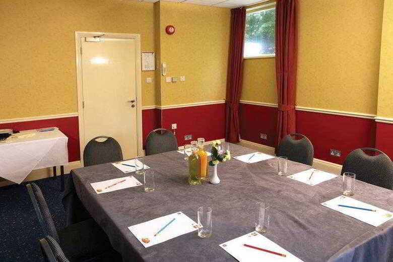 Hotel Gonville