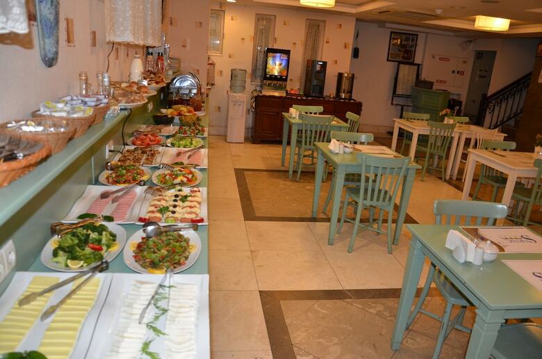 Sarnic Premier Hotel