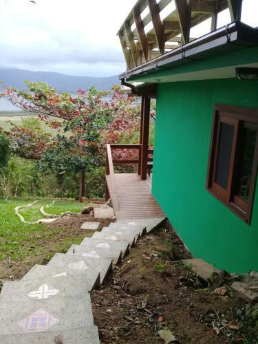 Casa Em Condom�nio Fechado Com Vista Para Lagoa