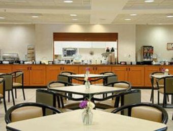 Hotel Wingate By Wyndham-indianapolis Airport