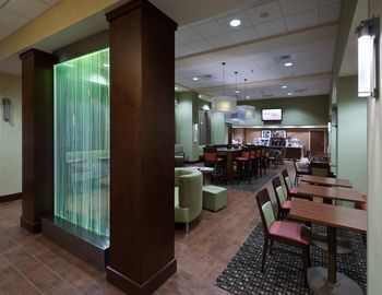 Hotel Hampton Inn And Suites-winston-salem/university