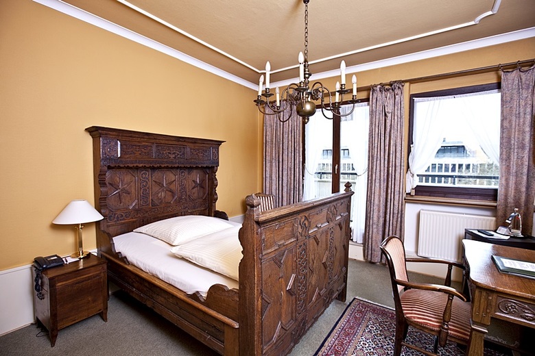 Antik Hotel Bristol