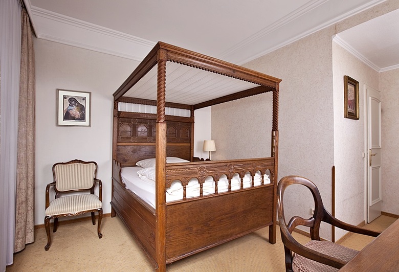 Antik Hotel Bristol