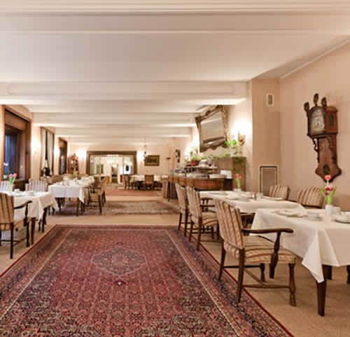 Antik Hotel Bristol