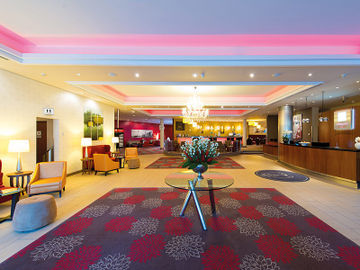 Hotel Holiday Inn City
