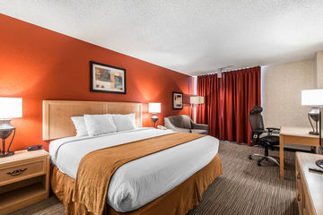 Hotel Quality Inn & Suites