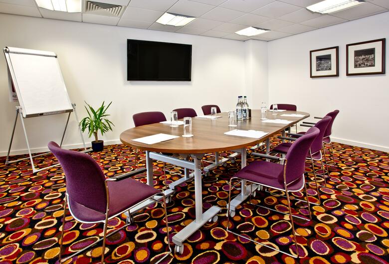 Hotel Holiday Inn Express Birmingham - South A45
