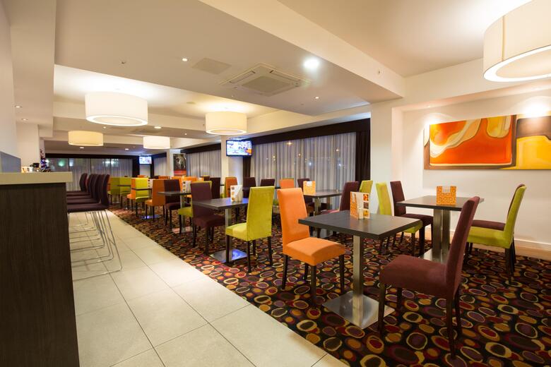 Hotel Holiday Inn Express Birmingham - South A45