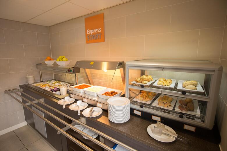 Hotel Holiday Inn Express Birmingham - South A45