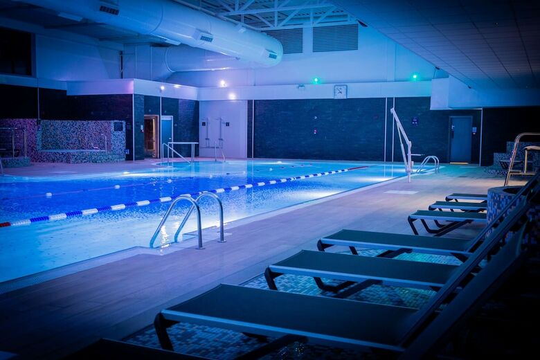 Village Cardiff - Hotel & Leisure Club