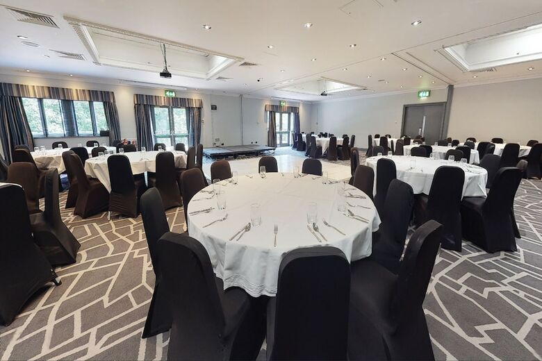 Village Coventry - Hotel & Leisure Club